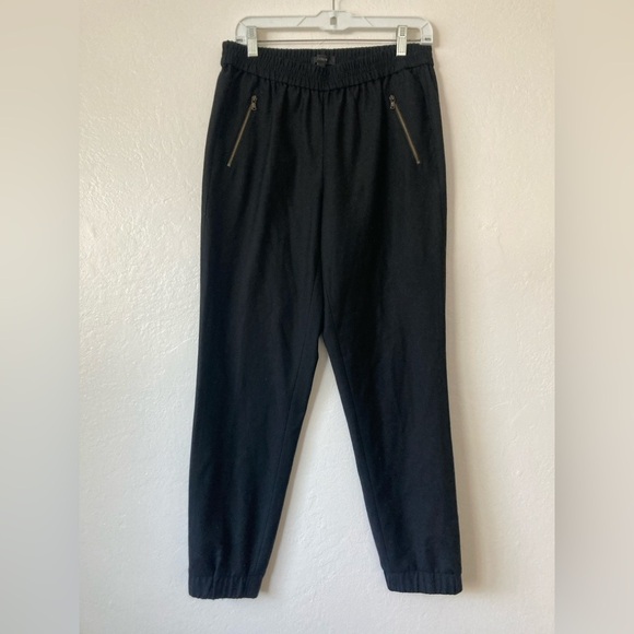 J. Crew Wool Blend Jogger Pants Black Easy Pull On Workwear Classic Size 6 TALL - Picture 1 of 11